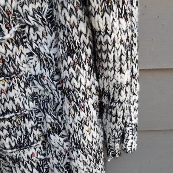 Sage & Flower Clothing Open Front Knit Cardigan with Fringe size L/XL - Picture 7 of 10